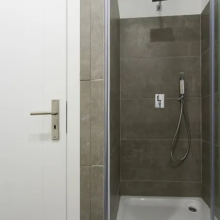 Altido Cosy 2br Apt With Terrace In Penha De França, 5mins From The Viewpoint Of Monte Agudo Lisboa